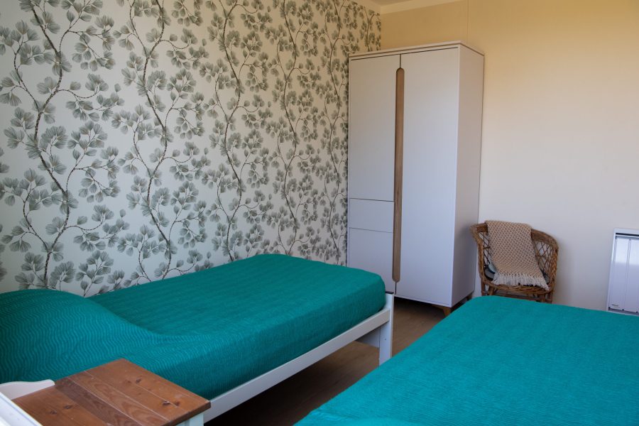 Chambre 2 vue phare (2 lits 90*190)