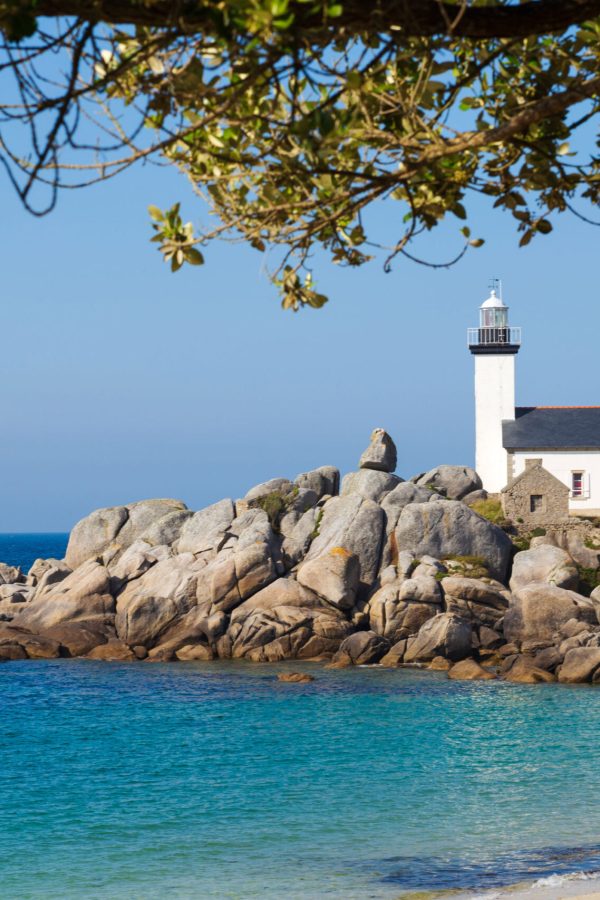 pontusval-lighthouse-on-rocky-shore-in-kerlouan-northern-brittany-france